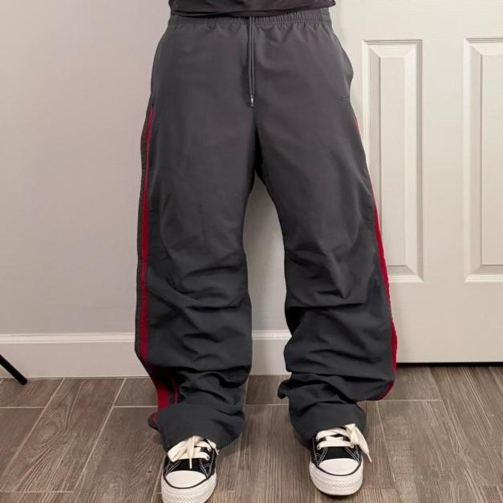Vintage Y2K 2000s Nike baggy track pants size XL